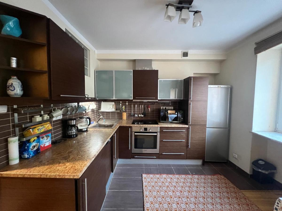 Apartamento Entire Studio Flat Varsovia Exterior foto